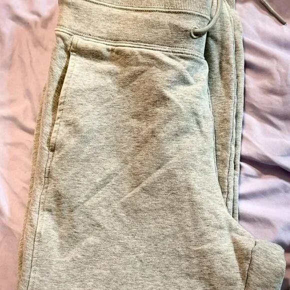 THREE pairs SIZE SMALL baggy sweatpants (Ava James, Joy Lab, Universal Thread) - Picture 7 of 14